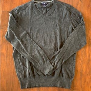 Gap Boys/ Men’s V-Neck Sweater